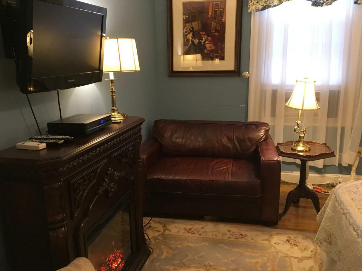The Red Hook Country Inn, An "Old Rhinebeck" Bed & Breakfast Eksteriør bilde
